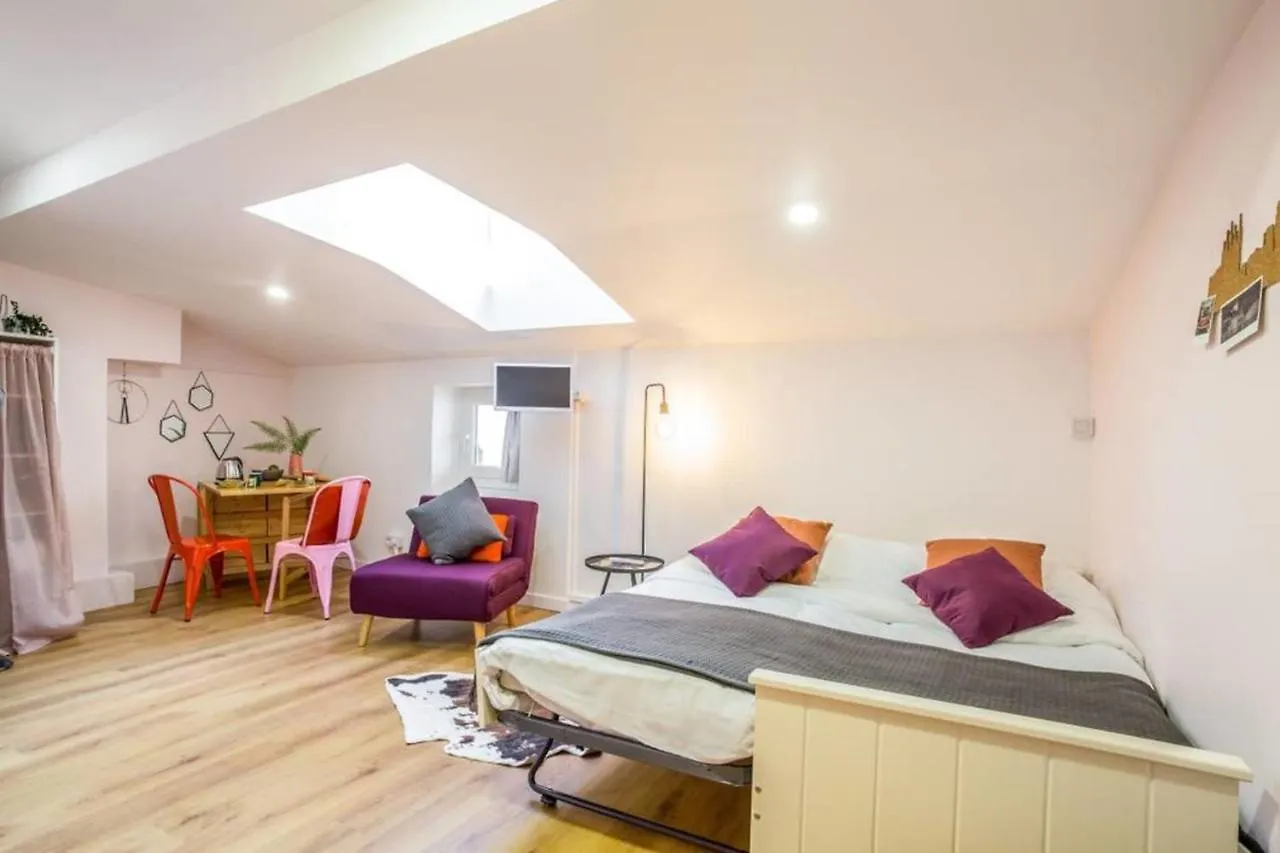 Guestready - Cozy Escape In The Heart Of Vieux-Lyon Lejlighed 0*, Lyon